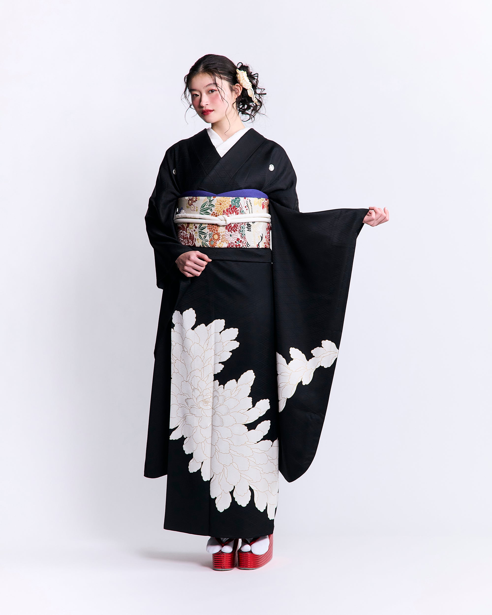 成人式振袖レンタル｜黒紋付牡丹 – 振袖KAPUKI