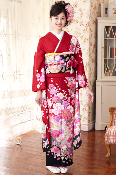 ☆赤地に黒ぼかしの大人なモダンふんわり花柄振袖 | MK振袖スタイル