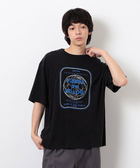 フロスト加工ツアー風プリント半袖Tシャツ（55-31TK14-205