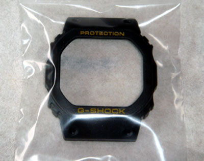 DW-5600Cの ベゼルは見なくなりました。14年前に生産終了・在庫終了