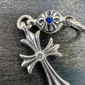 クロムハーツ 1ボール タイニー CHクロス ダイヤモンド ペンダント