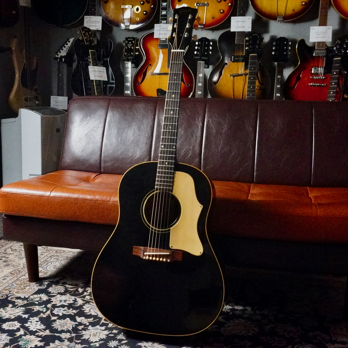 ガねっち‼️Gibson J45（1968年製）ナローネック 固定サドル 在庫情報