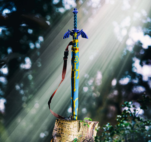 ゼルダの伝説、マスターソード型の傘が海外で登場。鞘型のカバー付き