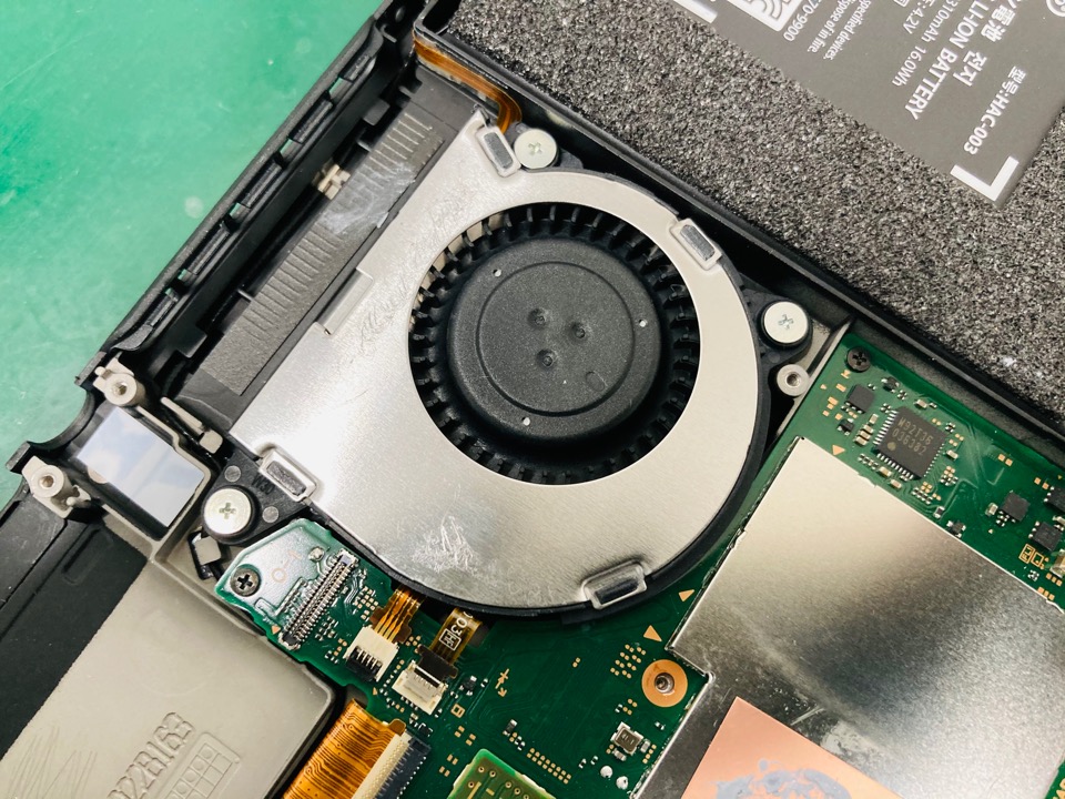 Switch修理】ファンがうるさい/異音がする場合の対処法 - Nintendo