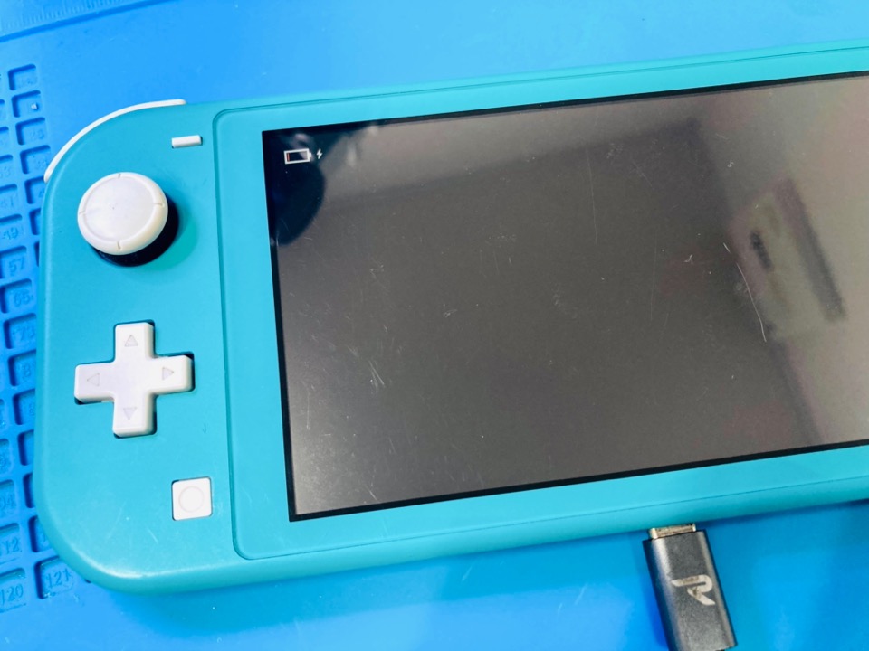 厳禁!?】Switchを充電しながら遊ぶと壊れやすくなる理由とは