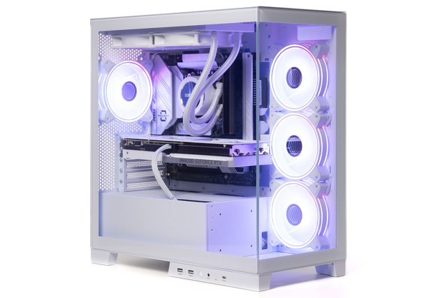 ストーム 新界をレビュー｜裏配線マザーボードとピラーレスケースを