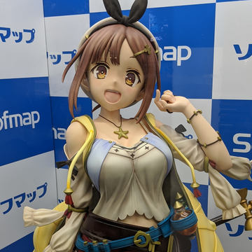 夢とロマンが詰まったムチムチ感！「ライザのアトリエ ライザ等身大