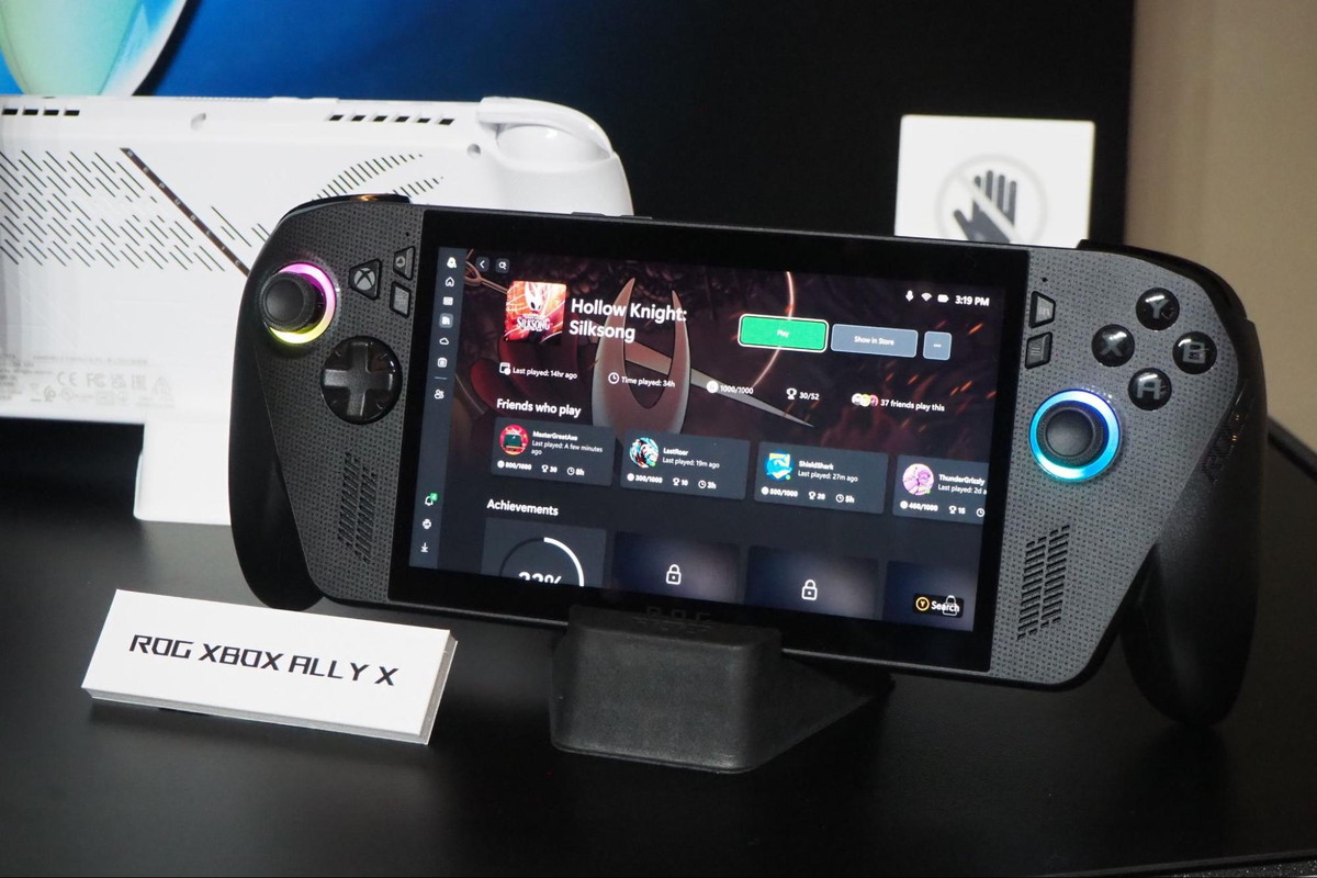 マイクロソフト×ASUSコラボの携帯型ゲーミングPC「ROG Xbox Ally