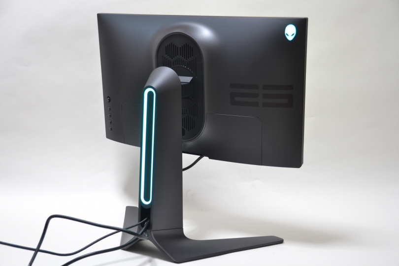 ゲーミングモニター「Alienware AW2521HF」レビュー】世界のeスポーツ