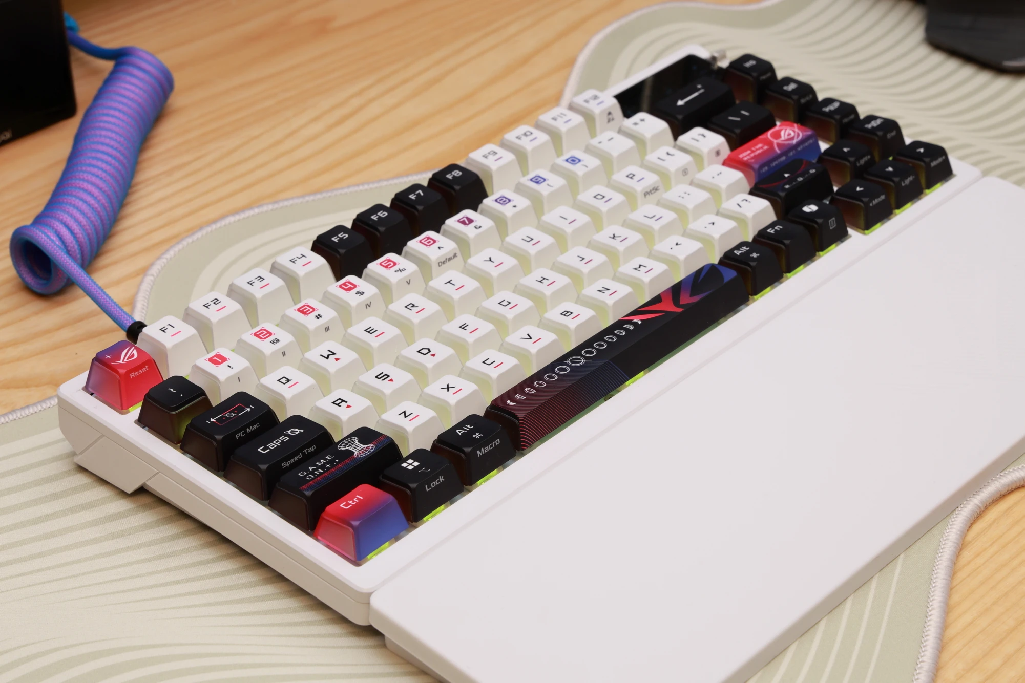 ROG Azoth X Gaming Keyboardレビュー！ スイッチ・キーキャップ全て高