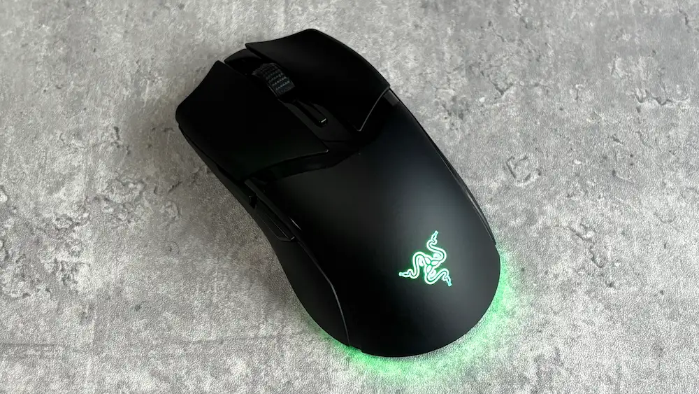Razer Cobra HyperSpeedを徹底レビュー｜62gでライティングありの高