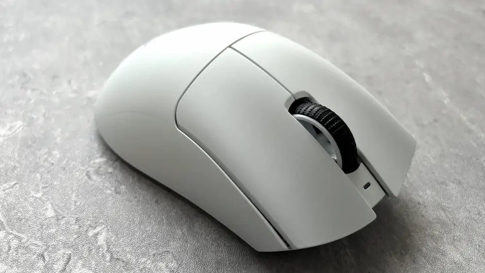 Razer DeathAdder V4 Proを徹底レビュー｜56gと軽量化された人気エルゴ