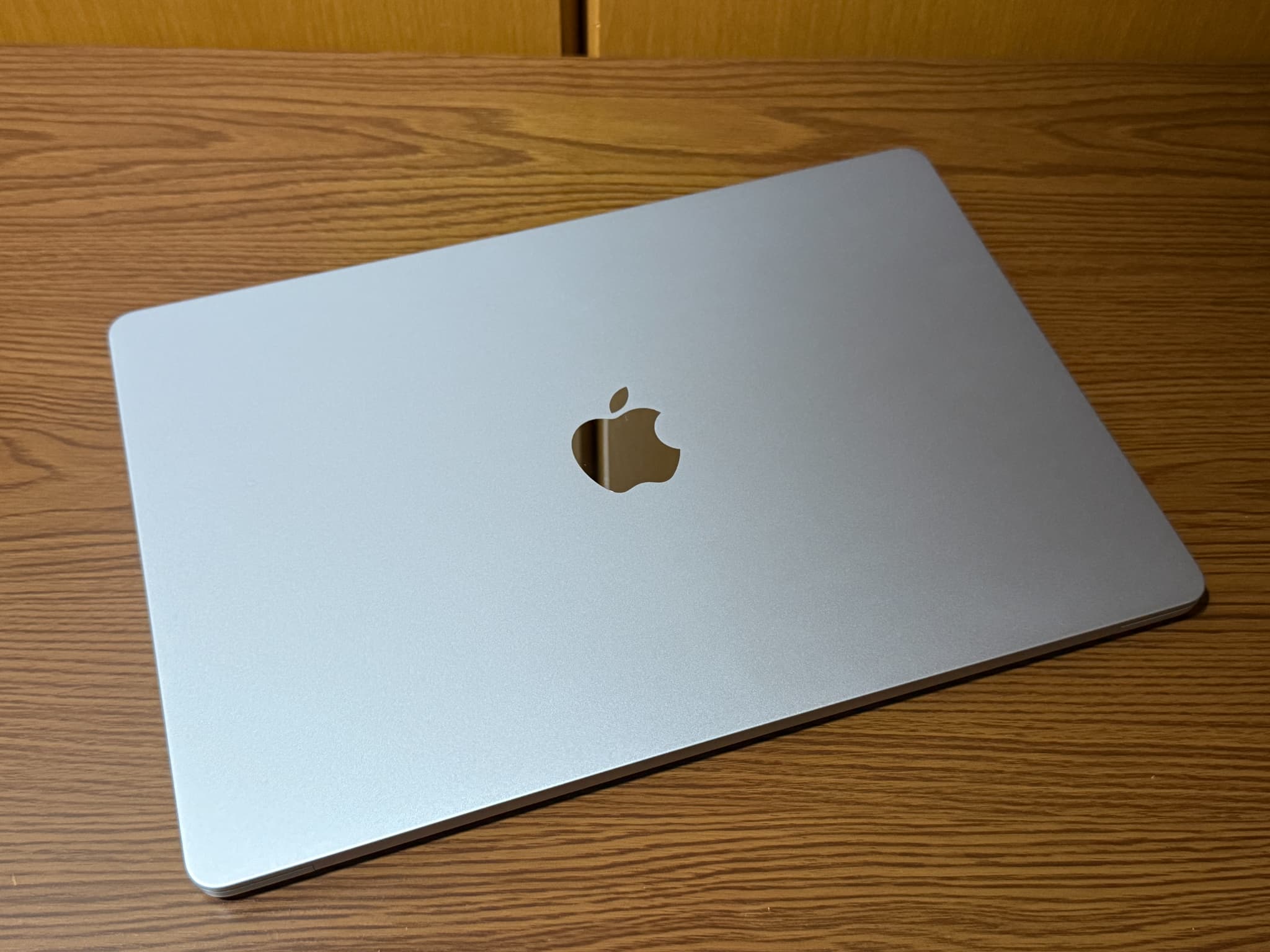 MacBook Air M4をレビュー｜13インチと15インチで悩んで重要視したこと