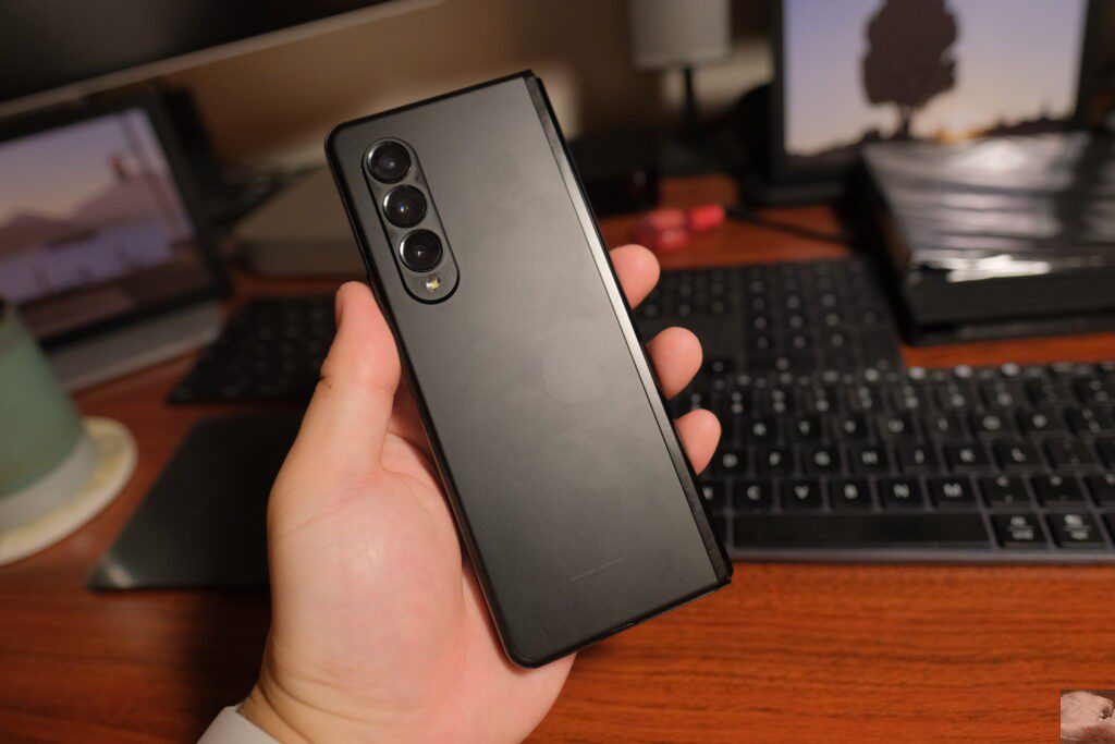 ヤバそうなGalaxy Z Fold 3でメインディスプレイ破損RTAを開催すること