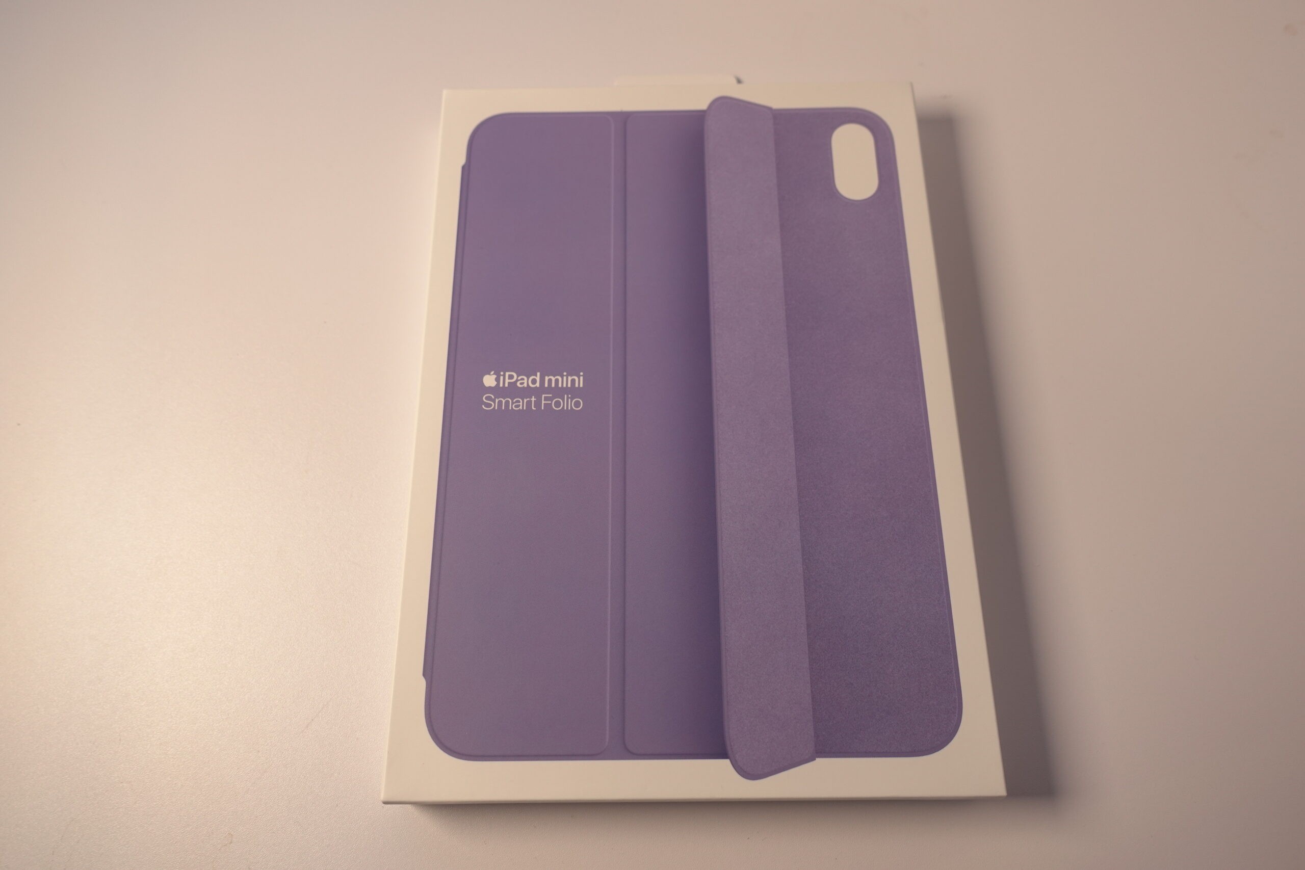 パープルのiPad mini 6に最適なSmart Folio（イングリッシュラベンダー