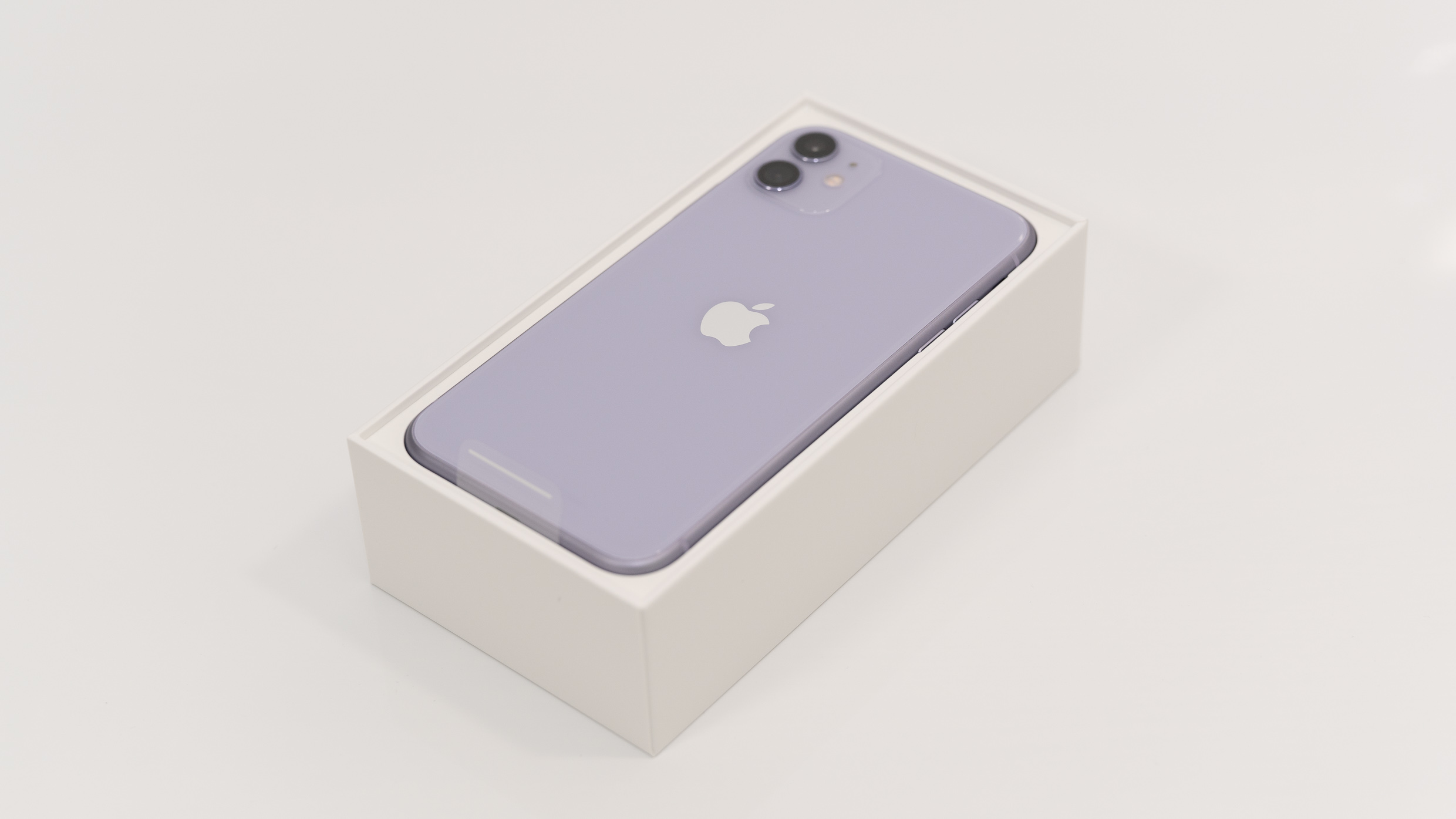 iPhone史上初の「紫」登場、iPhone 11のパープルが想像以上に良い色