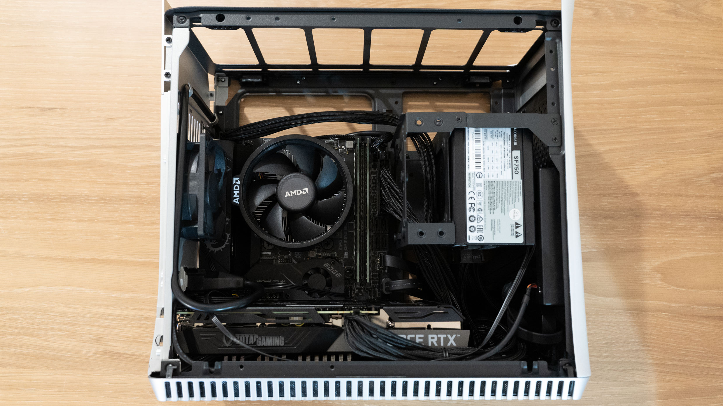 オトナの自作PC計画4：冷却編」Era ITXに簡易水冷CPUクーラーを