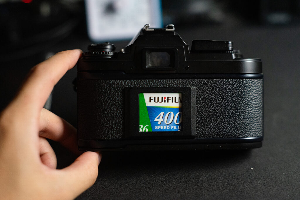 Nikon FG 初めてのフィルム一眼レフカメラを買った話 - ガジェットメモ