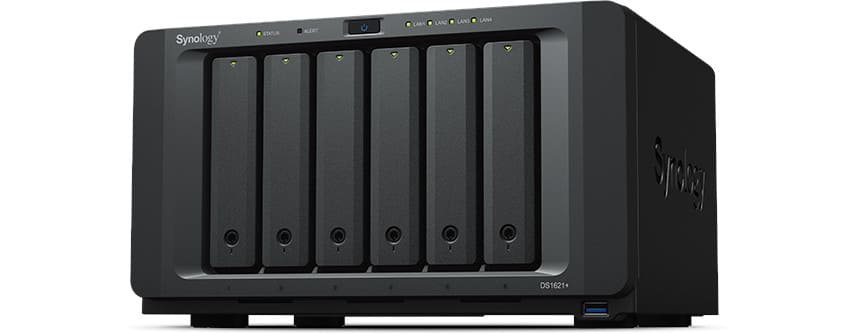 多くを求めない人向け。 QNAP「TS-451D2」はIntel搭載4ベイNASの下位