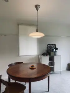 ミッドセンチュリー】照明選びの鉄則を伝授！IKEAとデザイナーズ照明の