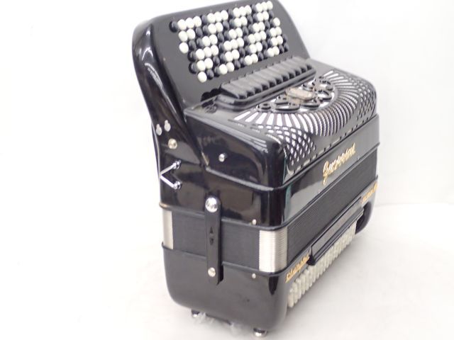 高額買取実施中!!】Guerrini アコーディオン mod.803 Champion