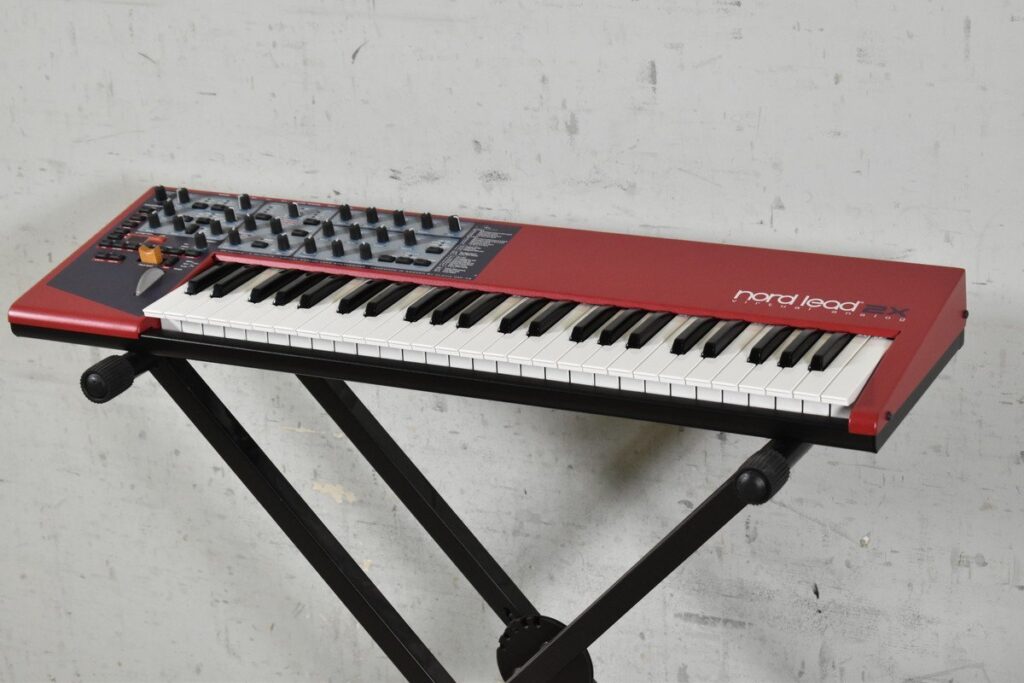 Nord lead 2x アナログシンセサイザー - 楽器の買取屋さん｜最短30分で