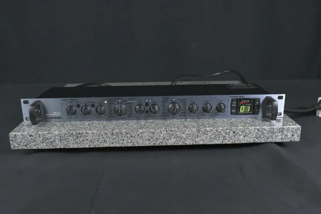 t.c.electronic M350 マルチエフェクター - 楽器の買取屋さん｜最短30