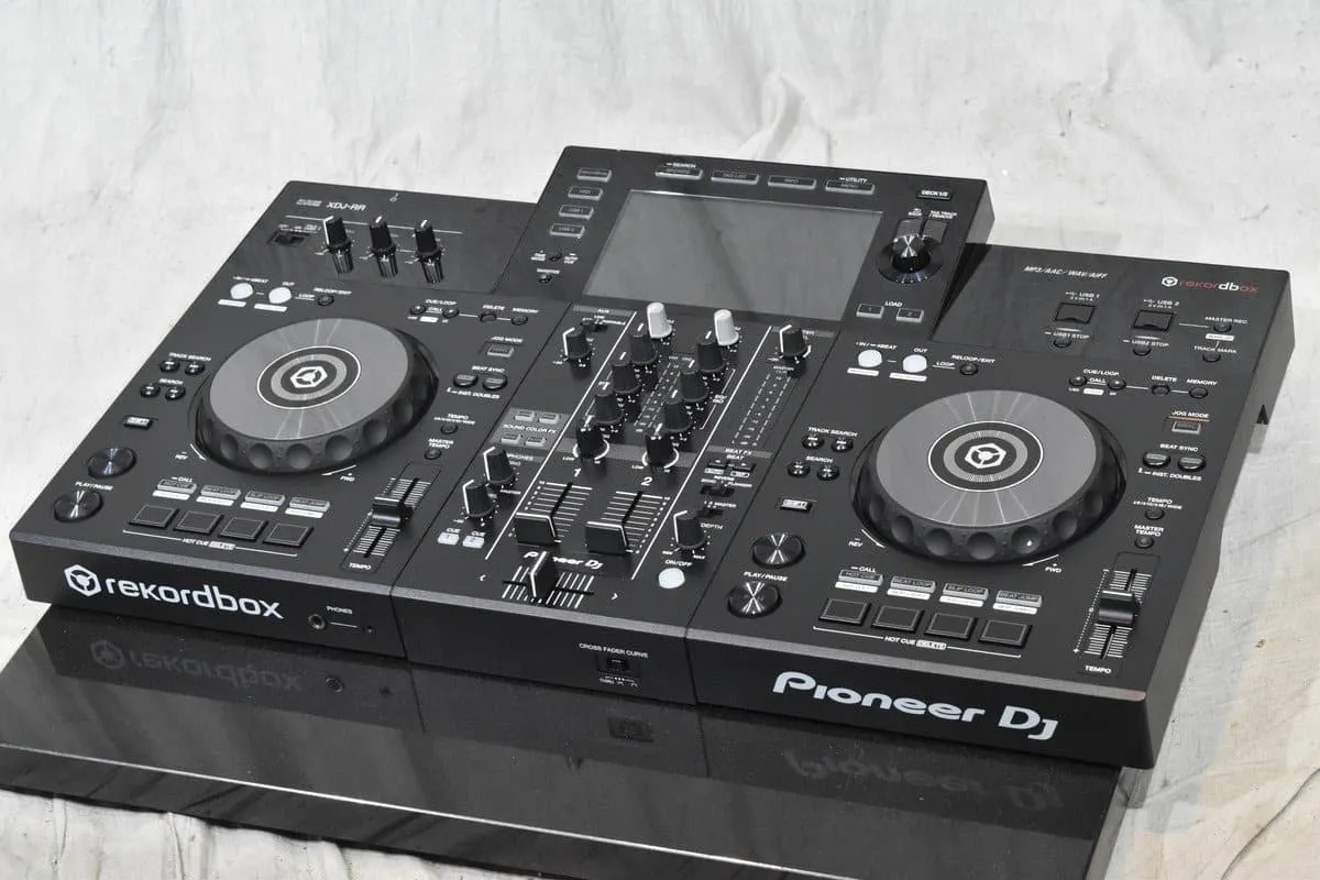 Pioneer/パイオニア DJコントローラー XDJ-RR - 楽器の買取屋さん