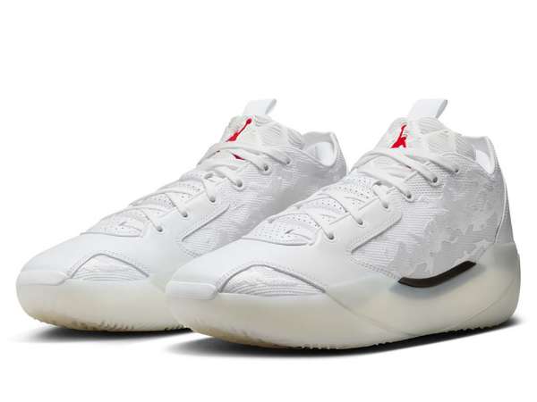 FQ0214_106_0?w=600&q=60