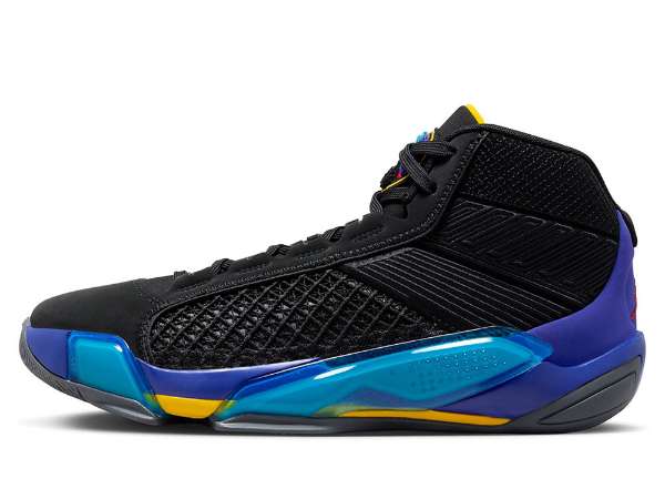 DZ3355_001_1?w=600&q=60