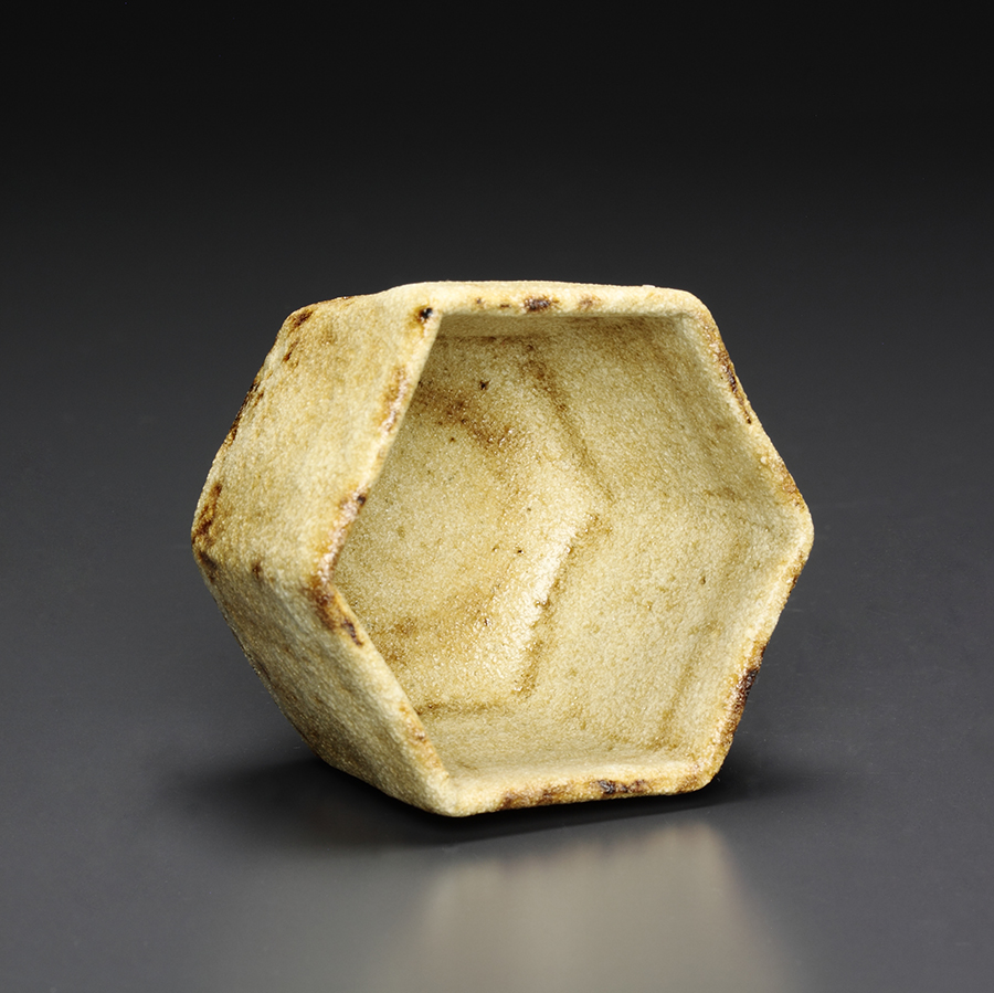 池西 剛 黄瀬戸六角盃 (IGA0242 ) | ギャラリーラボ