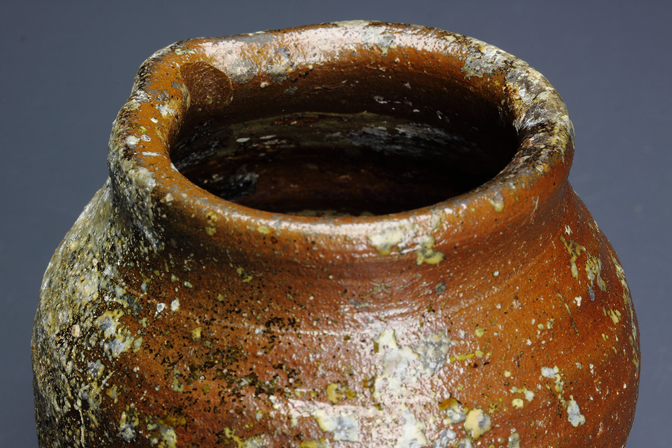 10. 丹波赤どべ片口小壺 | やきものの常識は疑いやきものを信じよ