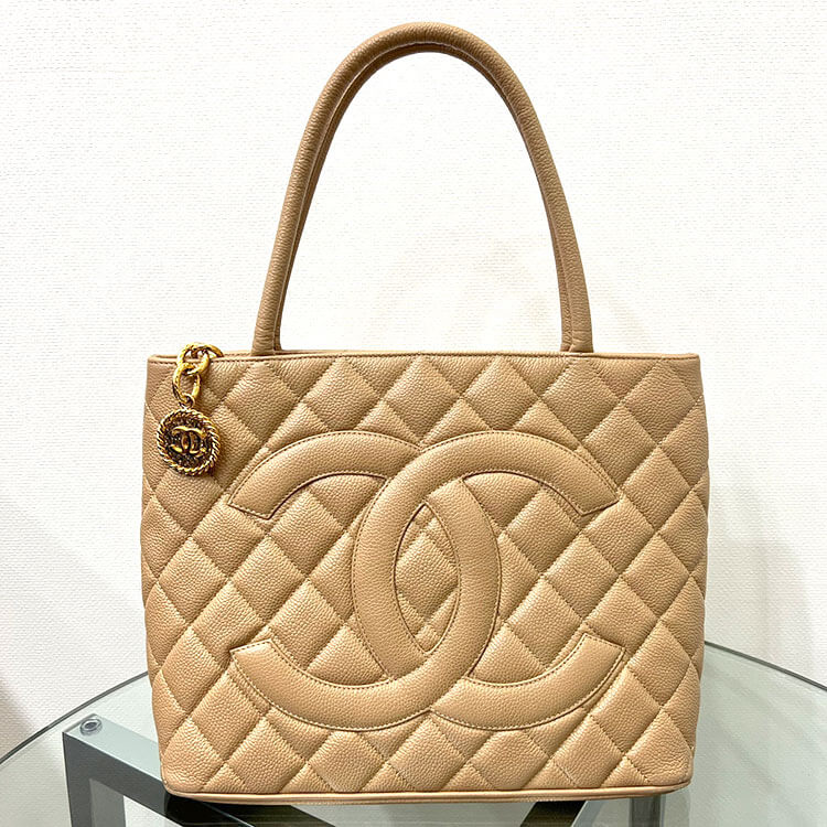 シャネル 復刻トート ベージュ キャビアスキン ゴールド金具 A01804 8