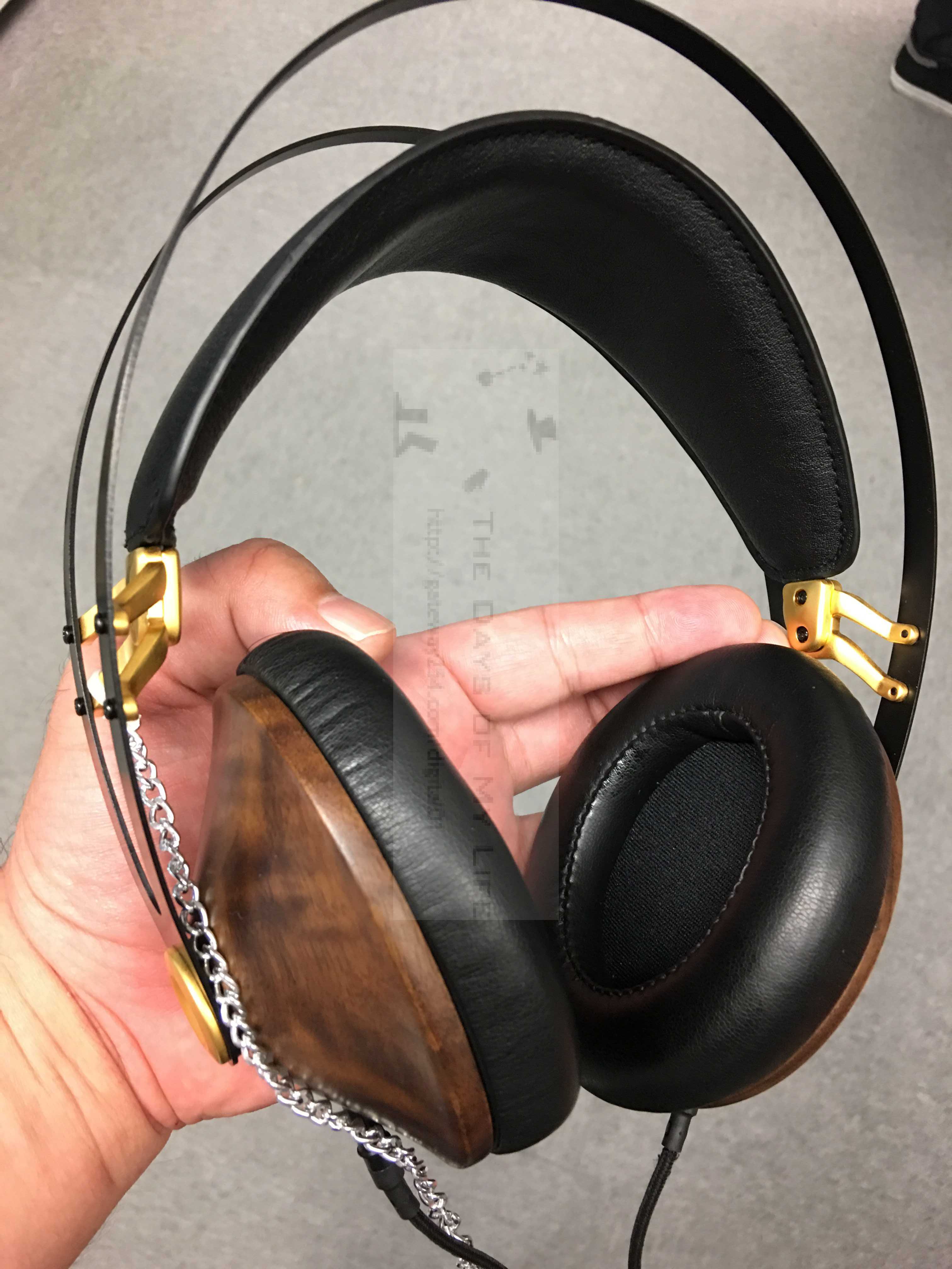 気ままに試聴 密閉型ヘッドホン MEZE 99 CLASSICS | The Days of My Life