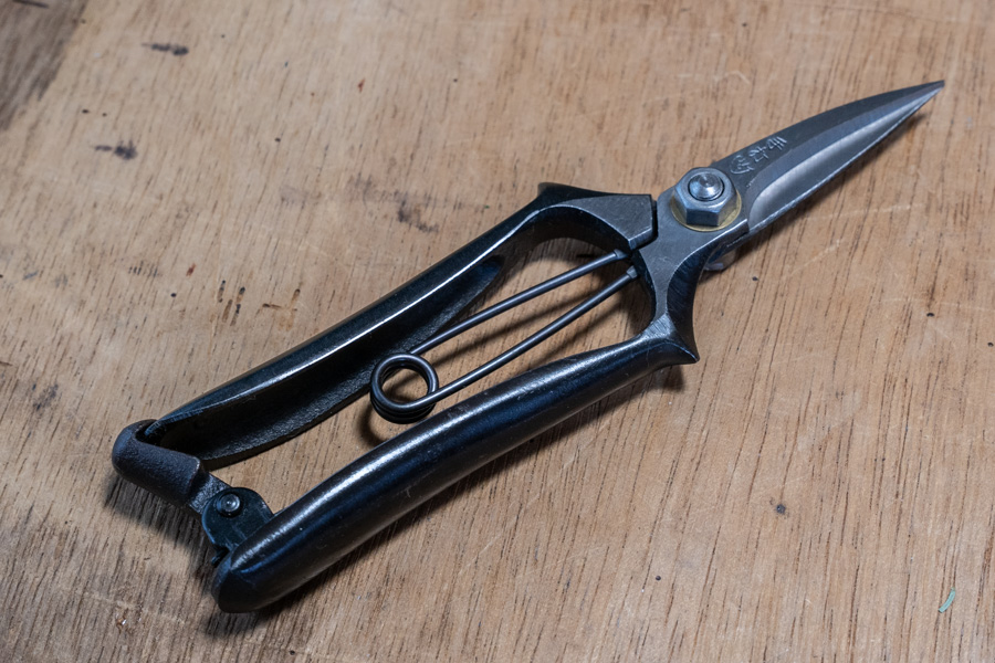 芽切挟 吉岡刃物製作所 鋏正宗 持ったまんま鋏 片刃 買っちゃいました