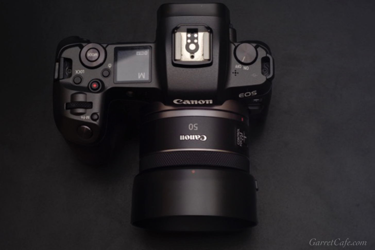 RF50mm F1.8 STMをかっこよくするために、サードパーティ製のレンズ