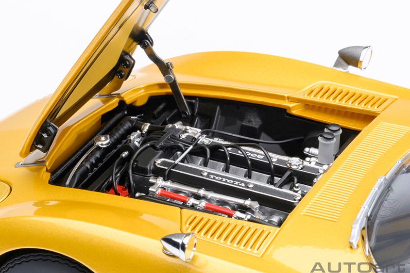 ミニカー】1967年登場『トヨタ 2000GT』を1/18スケールモデル化