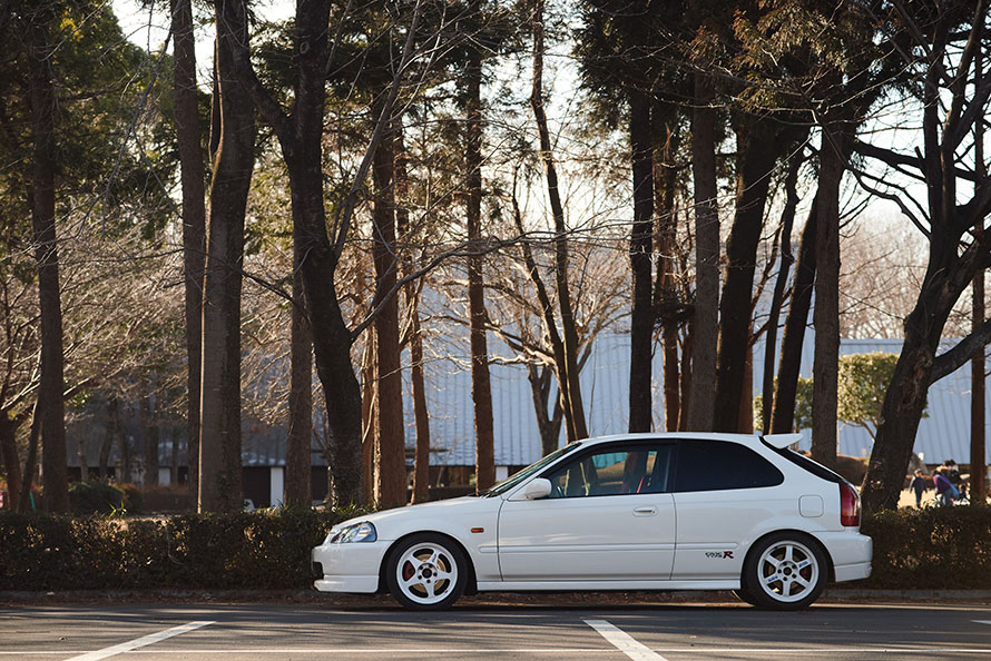 1997年式ホンダ・シビックタイプR（EK9型）と暮らす24歳のオーナーが