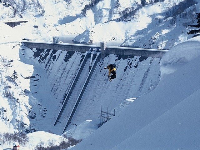 初すべり！☆リフト券付 「時間指定」指定席利用 新幹線で行く日帰り