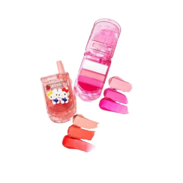 Qoo10] アミューズ 【ハローキティ】リップアンドチーク携帯パ