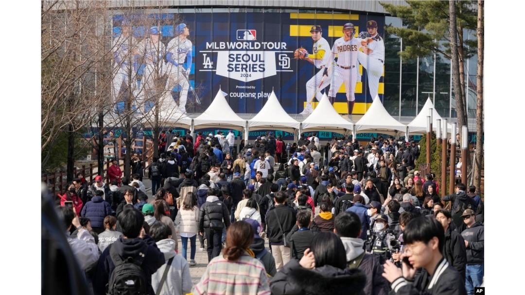 Ohtani Brings Koreans, Japanese Together at MLB Opener in Seoul