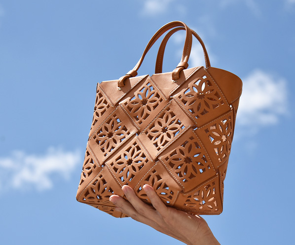 サスカットバスケット 手提げバッグ M｜商品一覧 | 革財布、バッグの