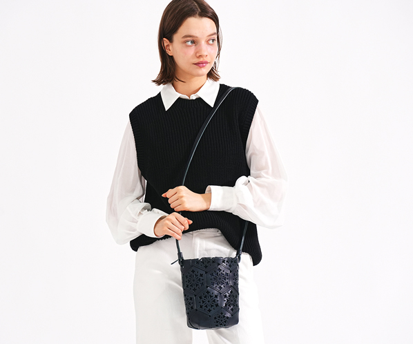 カレイド ショルダーバッグ｜商品一覧 | 革財布、バッグのgenten