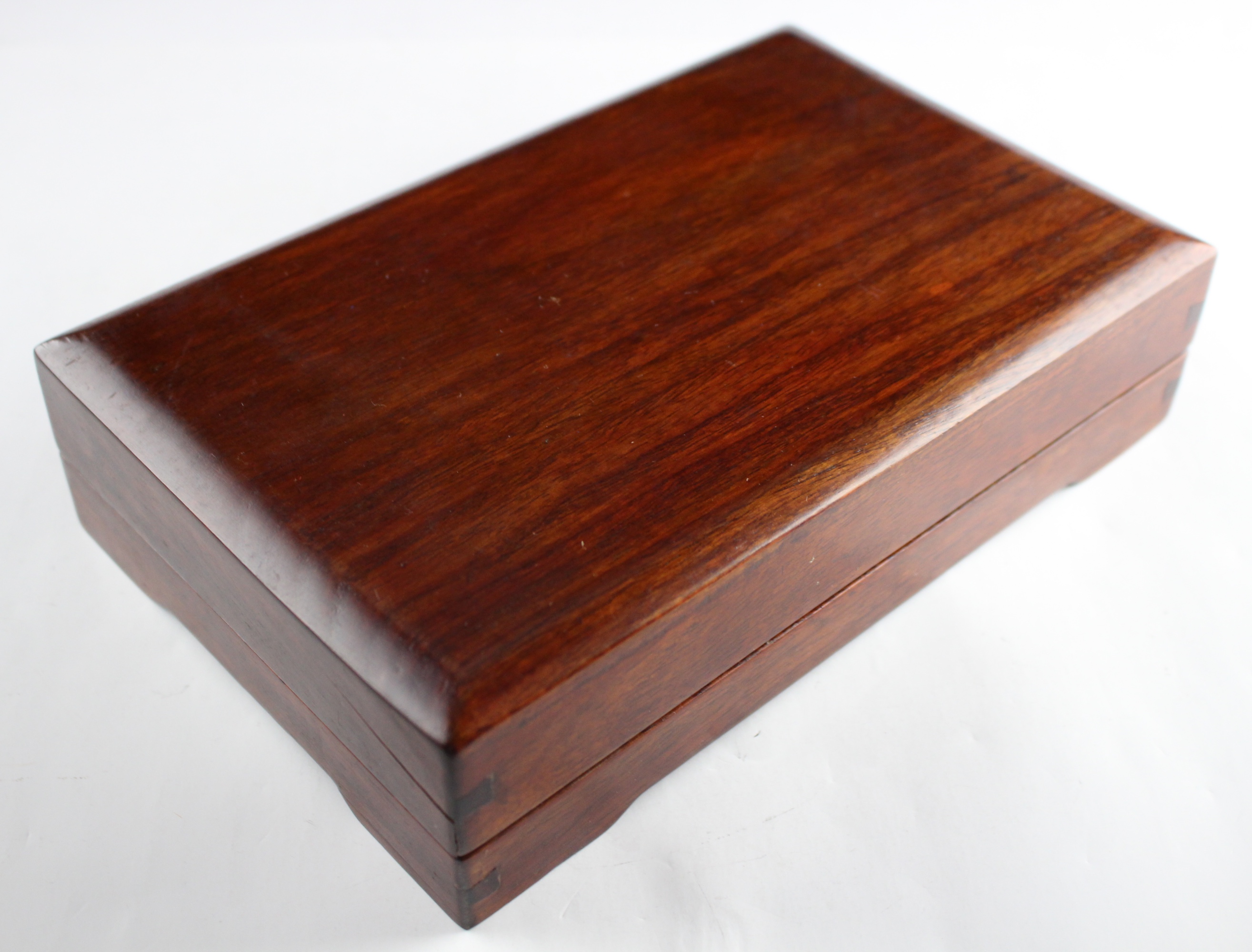 ゆう】 ◇澄泥硯（鱔魚黄／十吋大型加厚／保管用桐