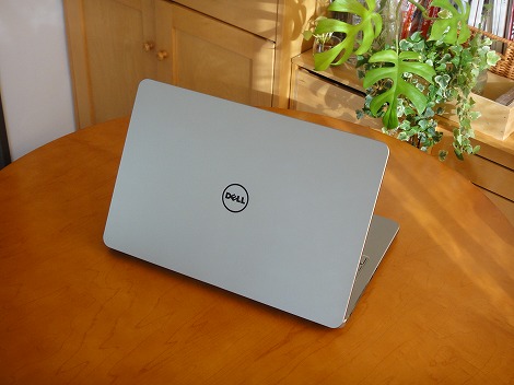 Inspiron 15 7000シリーズ(7537)レビュー:洗練されたデザインの高性能