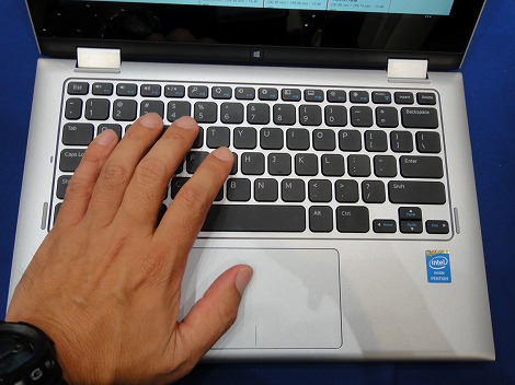 Inspiron 11 2-in-1(3647)レビュー:液晶を360度回転させることのできる