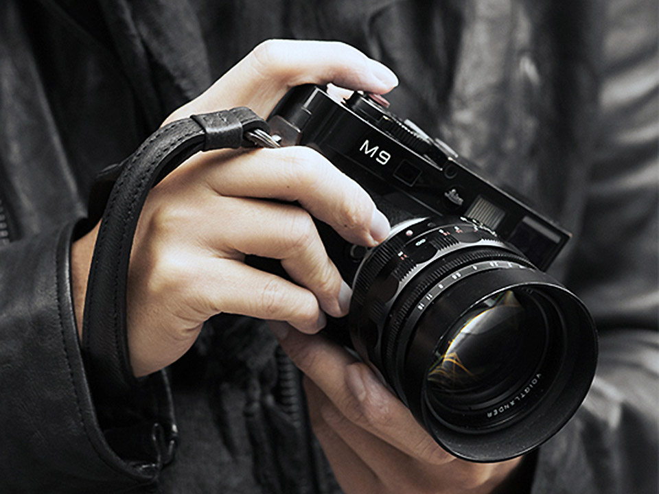 M型ライカに美しくマッチする高品質な革製「ヴォータンクラフト ペブル