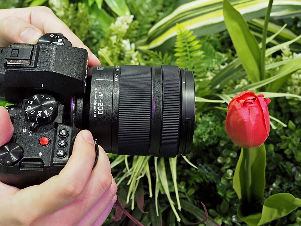 発表直後の「LUMIX S 28-200mm F4-7.1 MACRO O.I.S.」ファースト