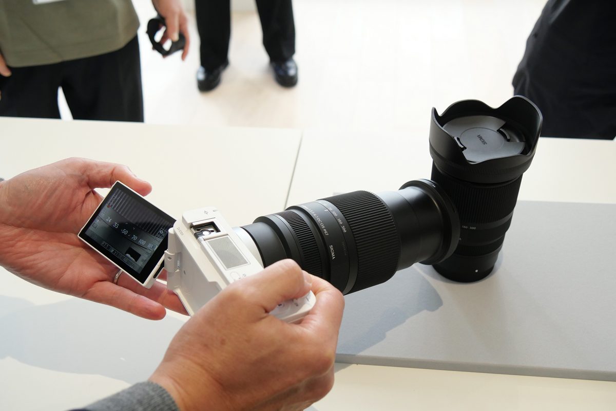 世界初の18.8倍高倍率ズームレンズ「Sigma 16-300mm F3.5-6.7 DC OS