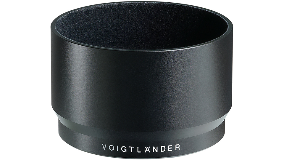 きれいな玉ボケが楽しめる小型軽量の中望遠レンズ「APO-SKOPAR 90mm F2